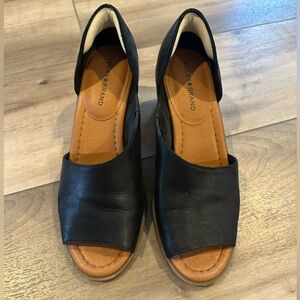 Lucky Brand heeled sandals size 6.5